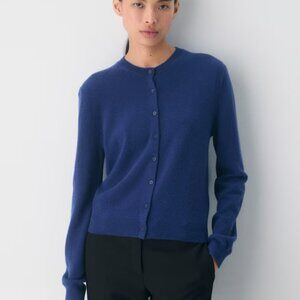 NWT Aritzia Bare Cashmere EXEMPLAR Cardigan Byron Blue L